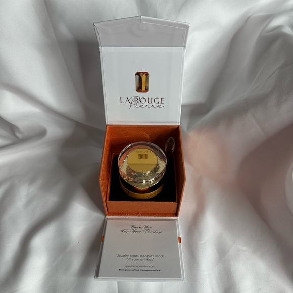 La Rouge Pierre Vitamin C Hydrating Cream - Picture 4 of 10